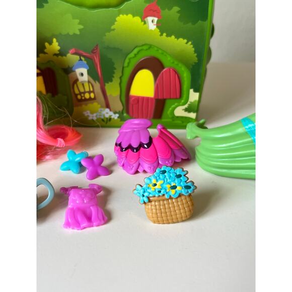 My Little Pony Friendship is Magic FlutterShy Cottage Playset Complete Set - Picture 3 of 10